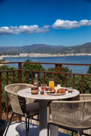 Tinah Saint-Tropez